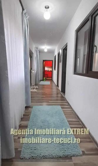 Casa cu 3 camere ?i 360mp teren, in Tecuci str. Vanatori - 9