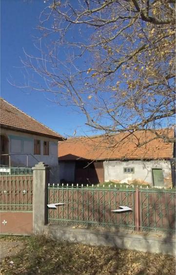 Persoana fizica vand casa in Lelese, jud. Hunedoara - 6