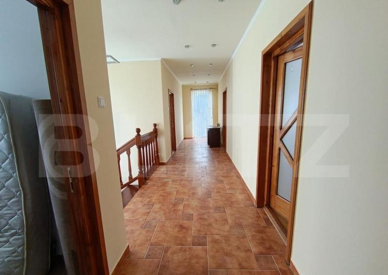 Casa Ultracentral cu 5 camere in suprafa?a de 300 mp ?i - 34