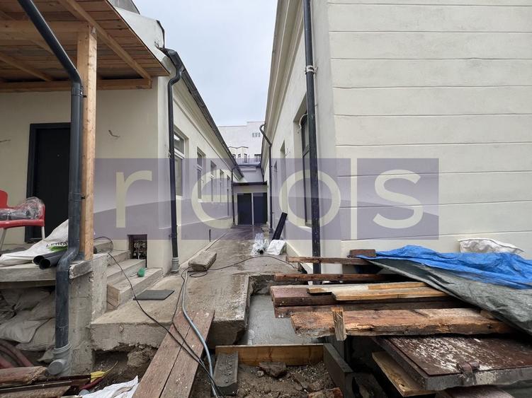 IMOBIL MIXT | ROSETTI | 500 MP | RENOVAT | 2 CORPURI + SUBSOL + CURTI INTERIOARE - 8