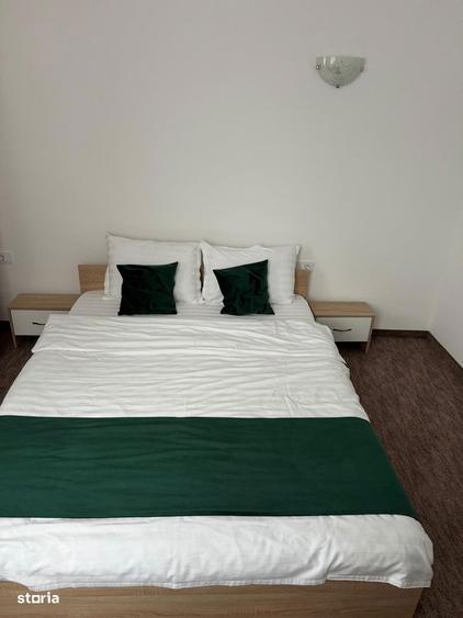 Casa semideckata cu 9 camere, in oras - 4