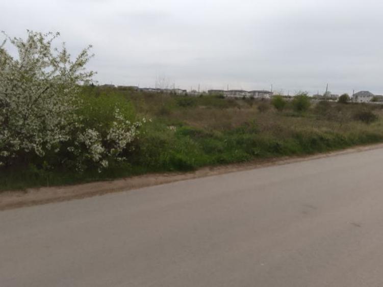 Închiriez 44000m la lac 5 km Bucureștii - 1