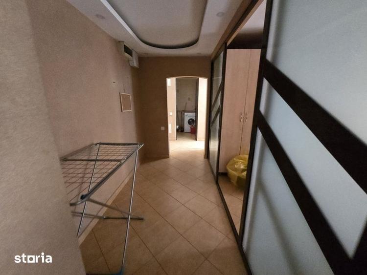 Apartament cu 3 camere în Trivale
