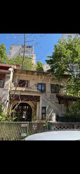 Vila de vanzare - Veronica Micle - Victoriei - 1