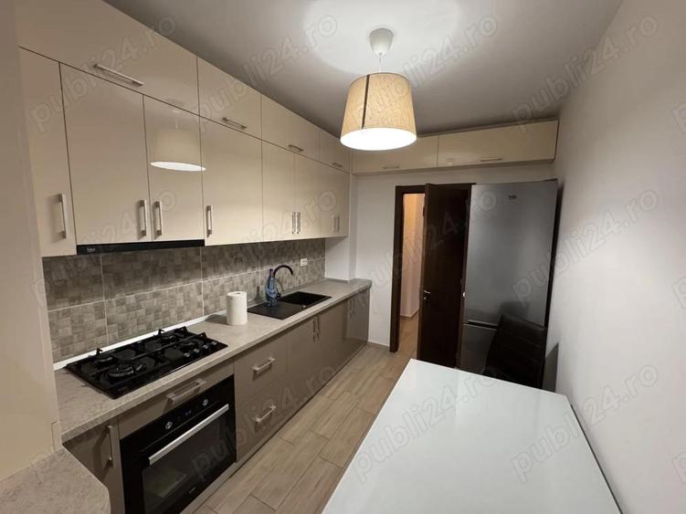 Proprietar 2 cam Iuliu Maniu decomandat ,liber , metrou - 6