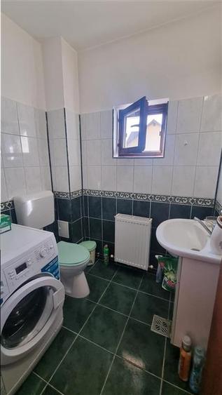 Vila de 8 camere zona centrala Stupini Brasov - 24