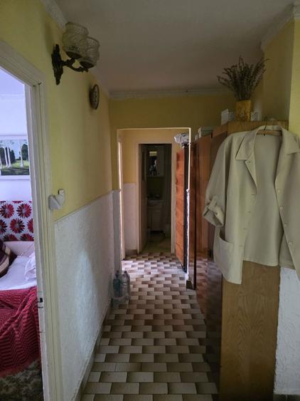 Apartament spatios cu 4 camere, decomandat Etaj 1, strada Gheorghe Lazar, Calarasi - 6