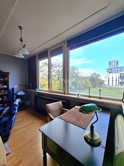 Central, pe malul Begai,  gata de locuit