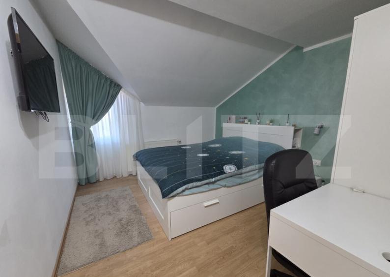 Vila 226 mp utili, curte 277 mp, zona Micro 3 - 4