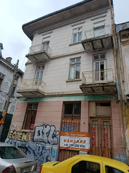 VILA MONUMENTE ISTORIC DE VÂNZARE – Str. Sarmizegetusa(Centru Vechi) 185MP - 6