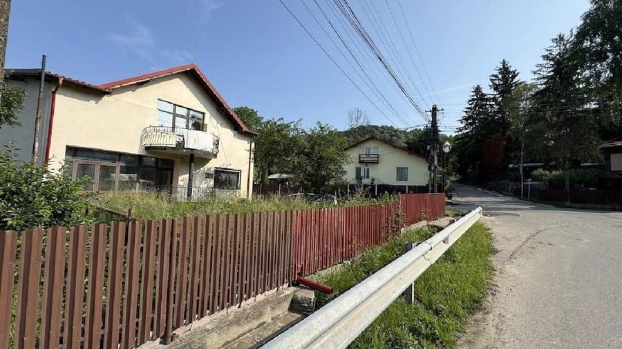 Casă individuală cu 5 camere cu Teren 272 Mp în Telega