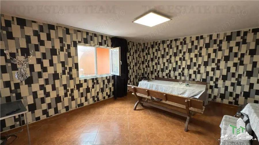 Casa individuala cu 8 camere in zona metrou Republica - 4