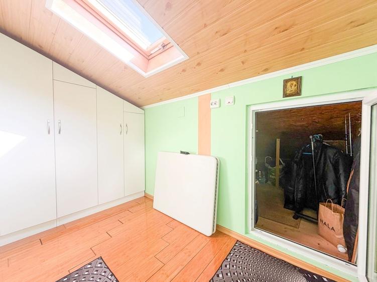 Casă de vânzare 2 camere  Mansarda + Pivnița - Belvedere - 8