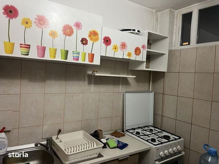 Dau an chirie din 1garsoniera confort 1marit 30 m ,etaj 2 zona expo - 1