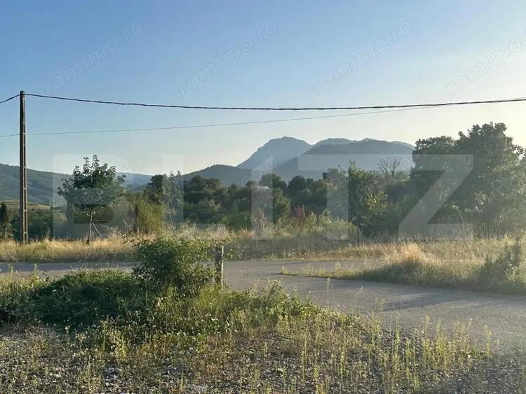 Teren 5.800 mp cu utilita?i ?i construc?ii existenteOportunitate de investi?ie! - 9