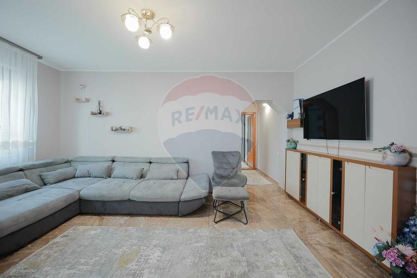 De vanzare Apartament cu 4 camere, langa Podul Centenarului - 20