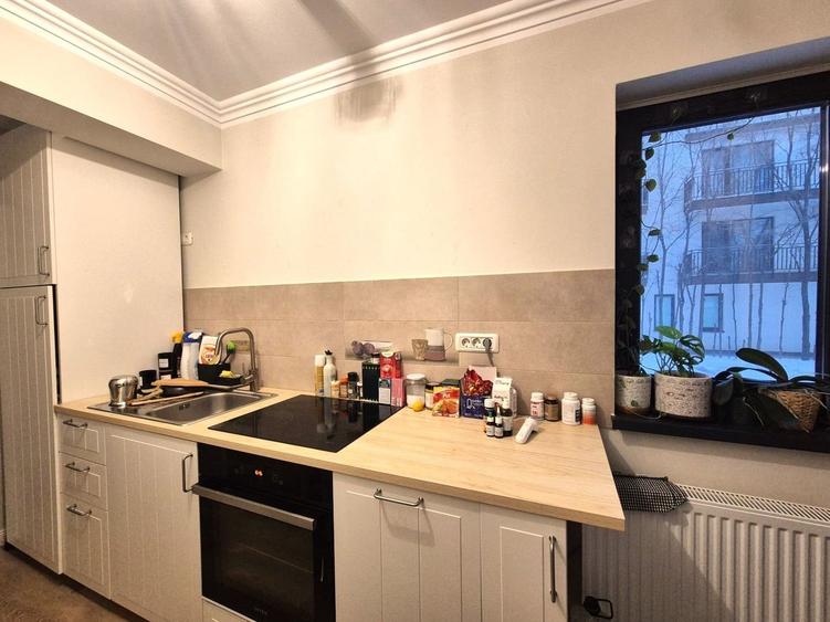 Zona Coresi, 2 camere ,59 mp,  cu grădină proprie și  loc de parcare. - 6