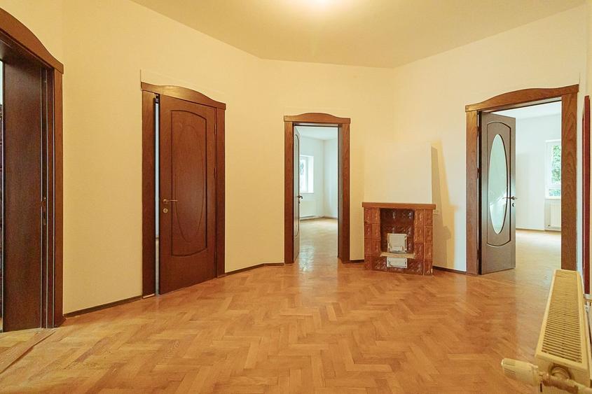 Ultracentral, apartament in casa, pretabil locuit si/sau birouri, pet friendly. - 13