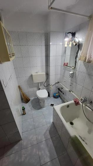 Vand apartament 2 camere decomandat - 3