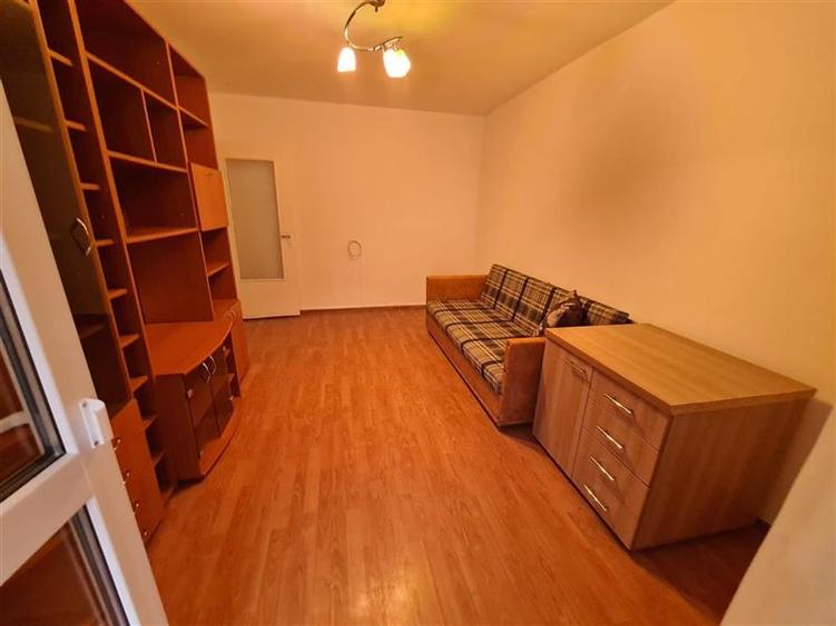 Apartament 3 camere decomandat, etaj intermediar Astra-Carpatilor - 3