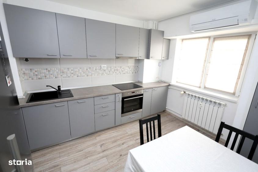 Decomandat, doua balcoane, et. 5/8, bloc BCA, Rovine-Parculet - 1