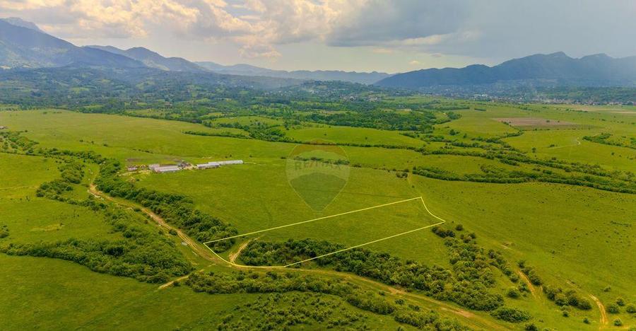 Teren 10,800mp Rasnov / Drumul DN73 - 22