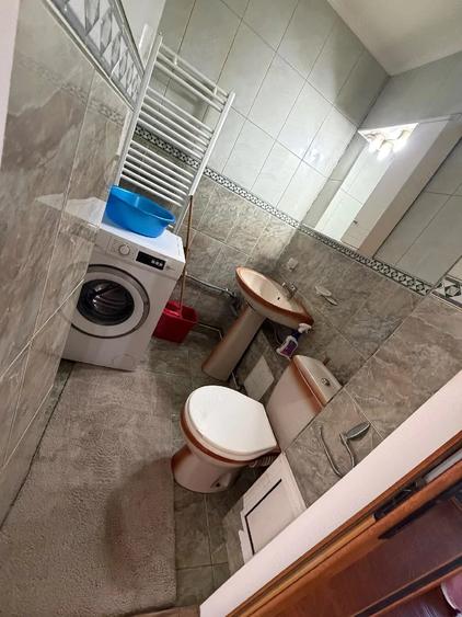 Apartament cu 3 camere decomandat în Mărășești