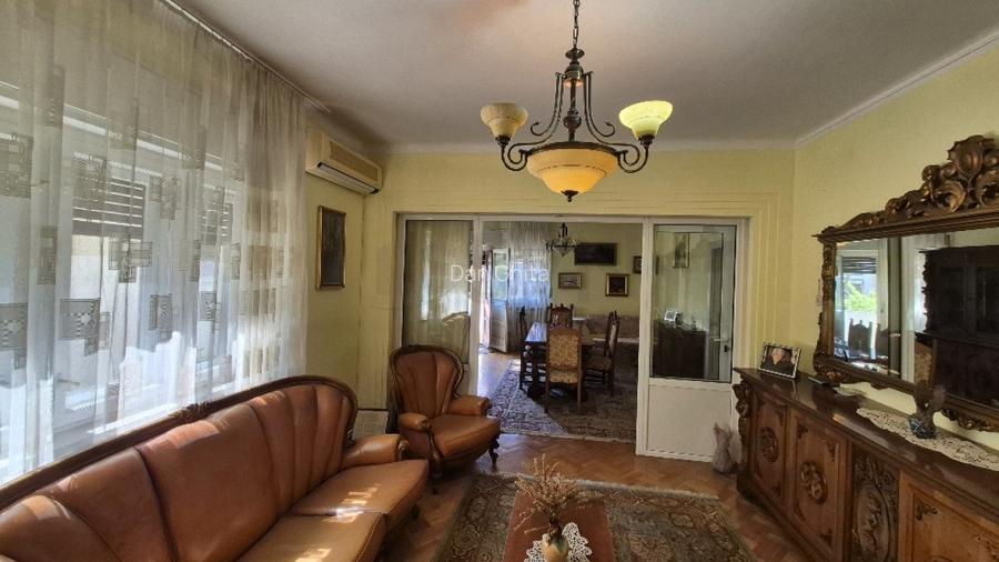 REA1023552 Dacia I 3 Camere de Vanzare I In Vila I Garaj