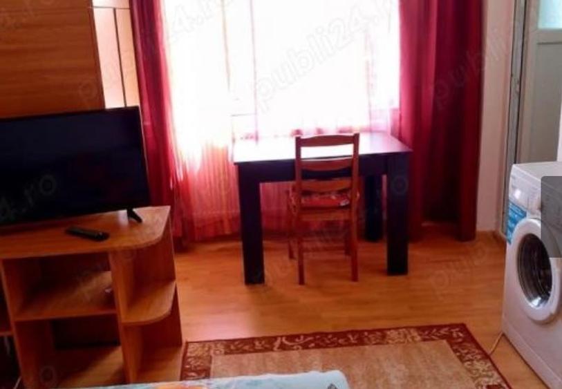 Garsonieră     zona Cet  mobilată utilată  23mp - 3