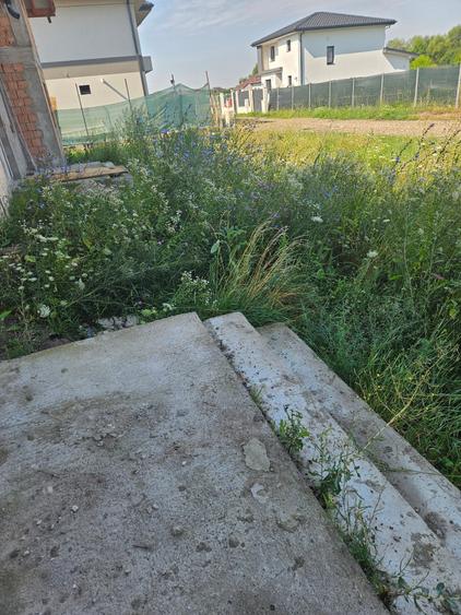 Casa duplex de vanzare,parter cu etaj,3 camere,2bai,garaj,constructie in rosu. - 5