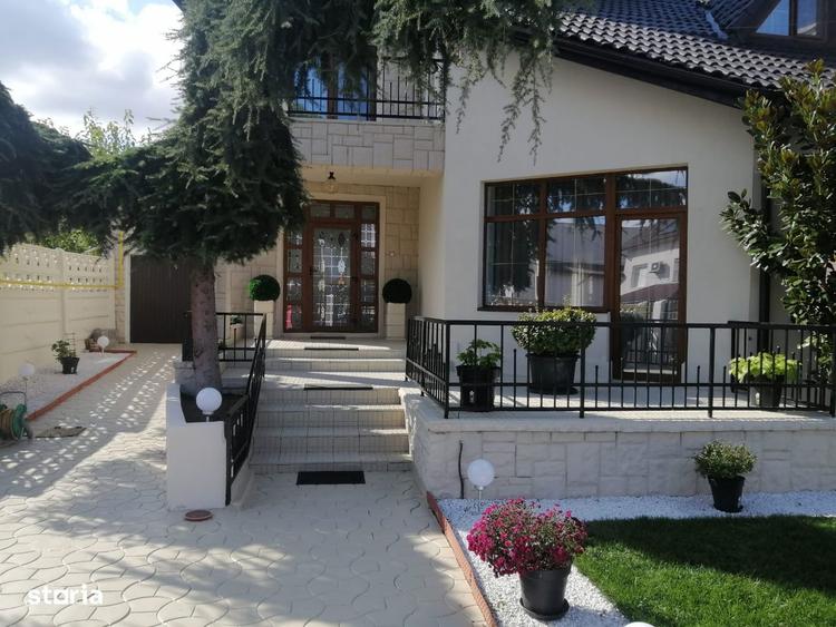 OVIDIU VILE S+P+1+M-5 dormitoare 3 bai,garaj apr. de LAC 495000 eur! - 9