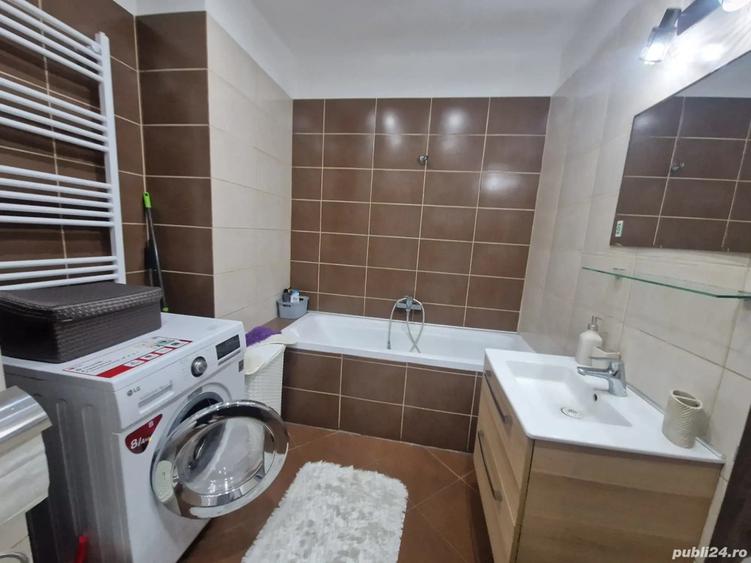 Inchiriez apartament 61mp utili - 2