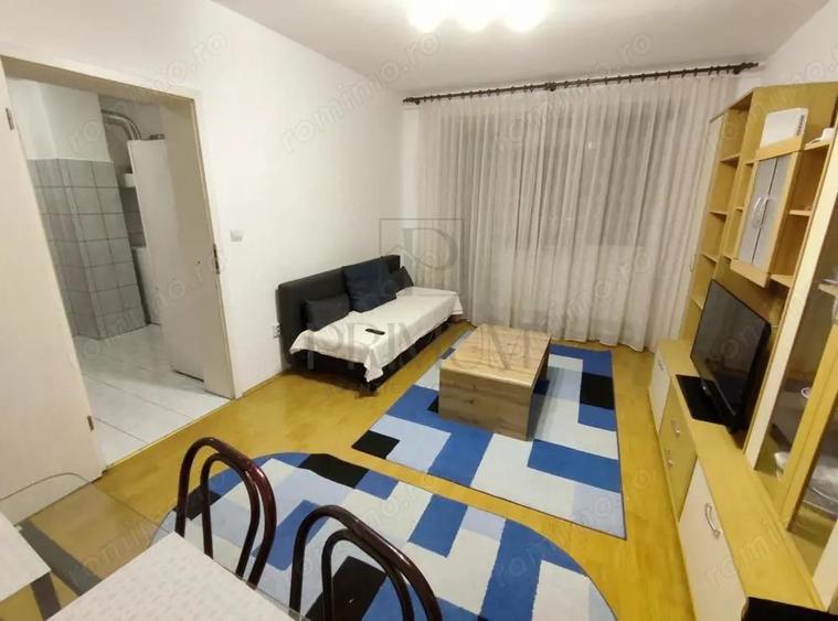 MEDICINA - 3 CAMERE - SPATIOS - CENTRALA PROPRIE - ZONA LINISTITA - 7