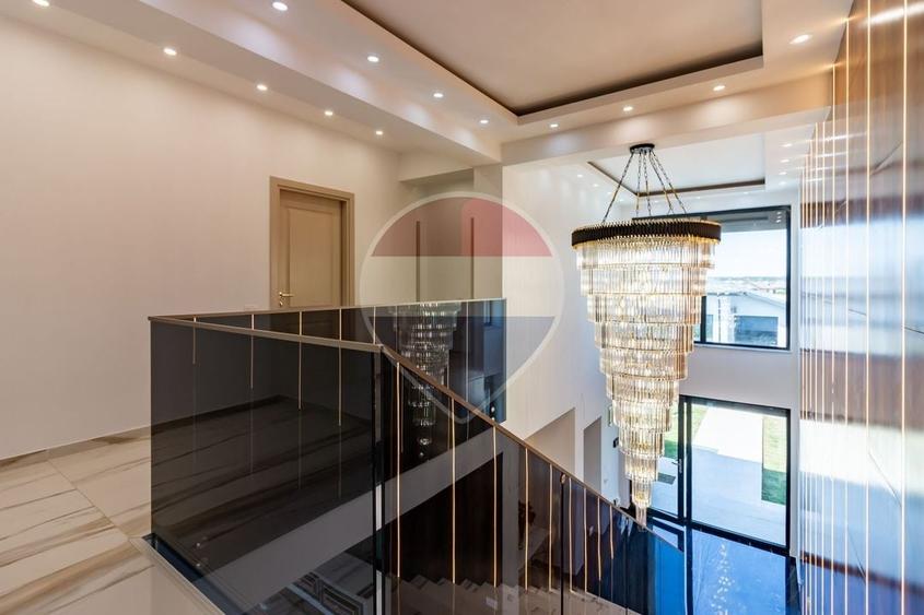 Casă individuală cu 4 camere cu Piscina în Balotești