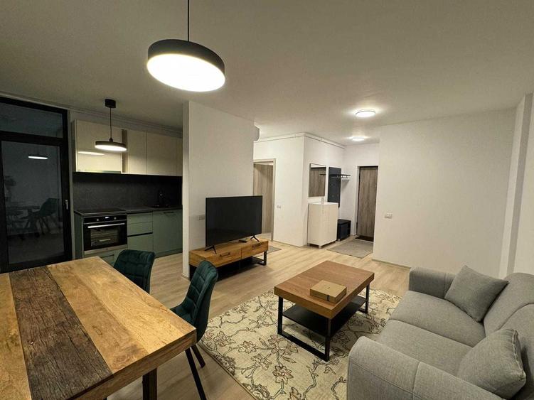 Apartament cu 2 camere decomandat în Central