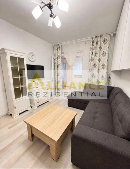 Apartament cu 2 camere semidecomandat, mobilat în Metalurgiei