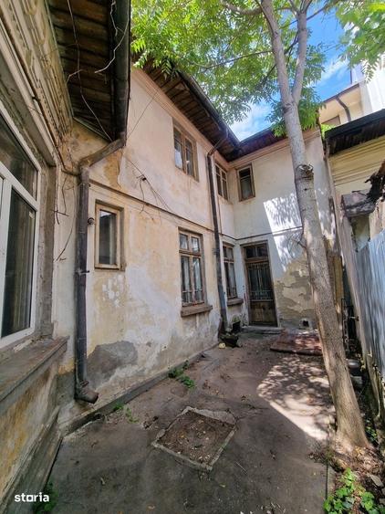 Casă cu 4 camere cu Teren 413 Mp în Tineretului