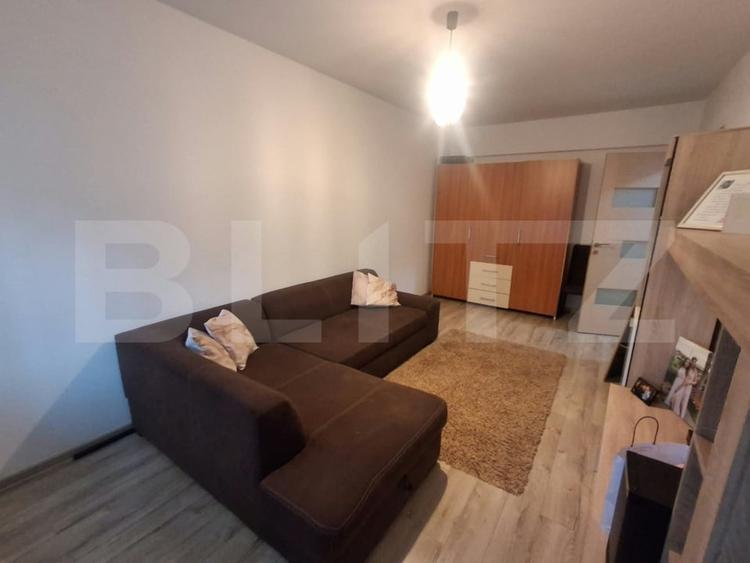 Apartament cu 2 camere decomandat, mobilat în Bucium