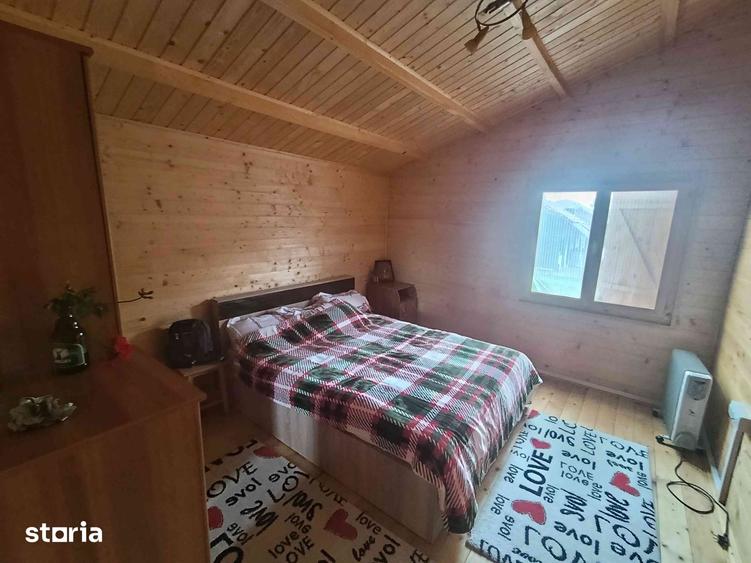 Casă cu 3 camere cu Teren 10000 Mp în Gogoșari