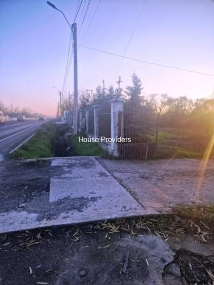 Casă individuală cu 5 camere cu Canalizare în 1 Decembrie