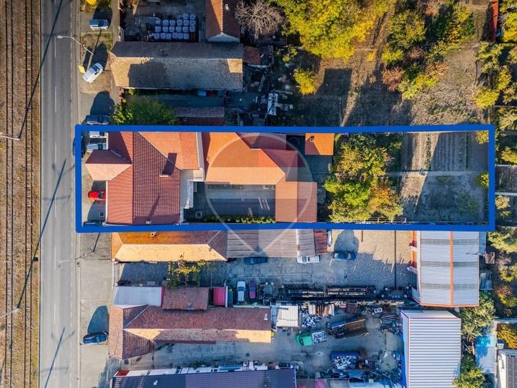 Casă individuală cu 14 camere cu Teren 1282 Mp în Micălaca