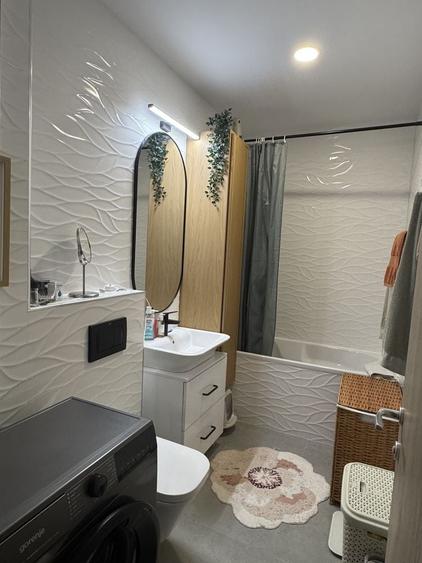 Apartament cu 2 camere decomandat în Politehnica
