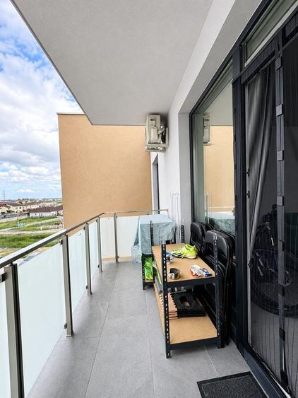 Apartament cu 2 camere semidecomandat, mobilat în Moșnița Nouă