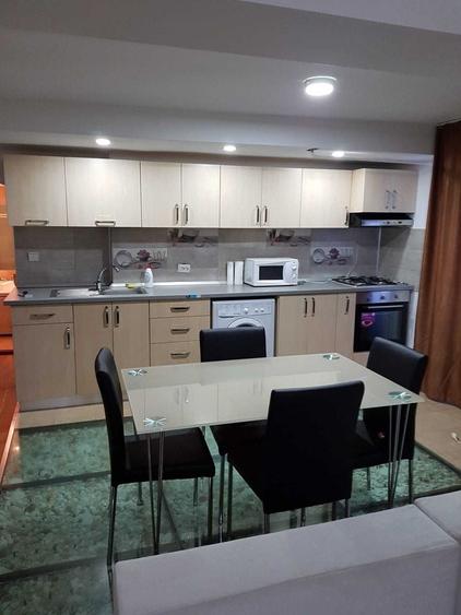 Apartament cu 2 camere decomandat în Doamna Ghica