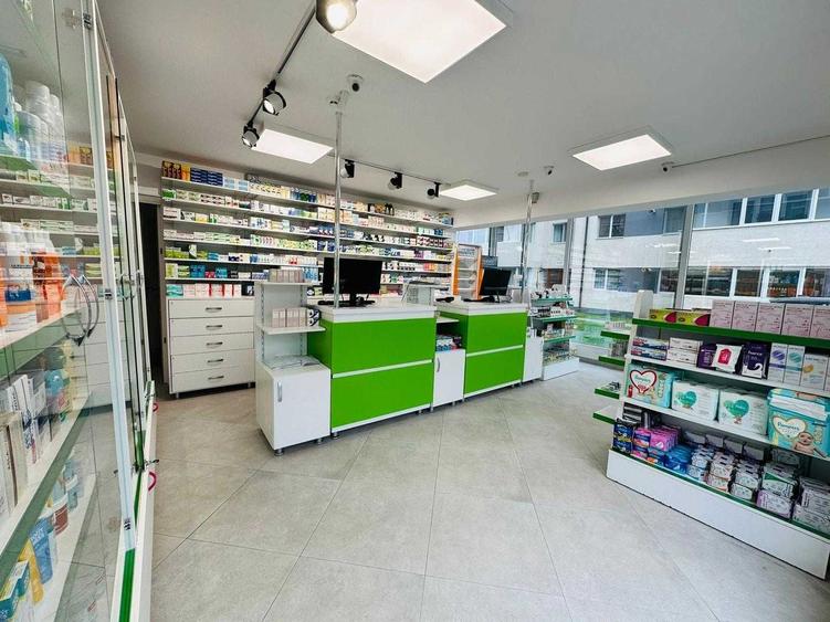 Spațiu comercial, de 82 mp, în Central