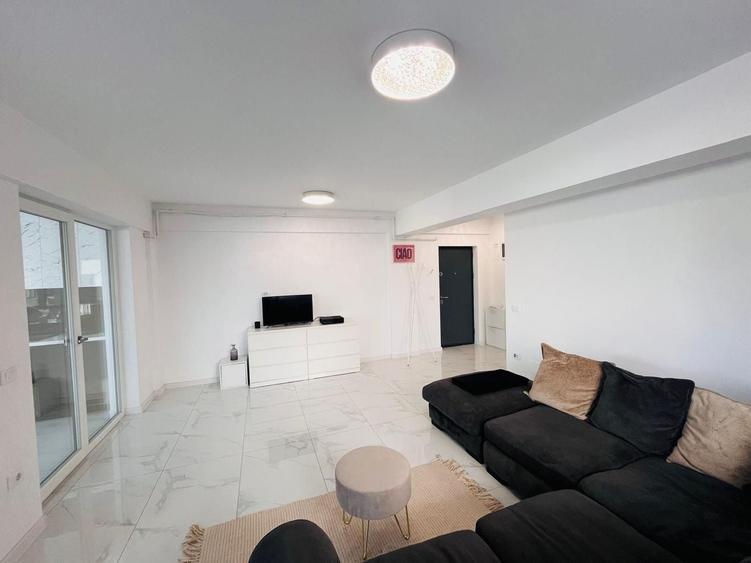 Apartament cu 2 camere semidecomandat, mobilat în Cârcea