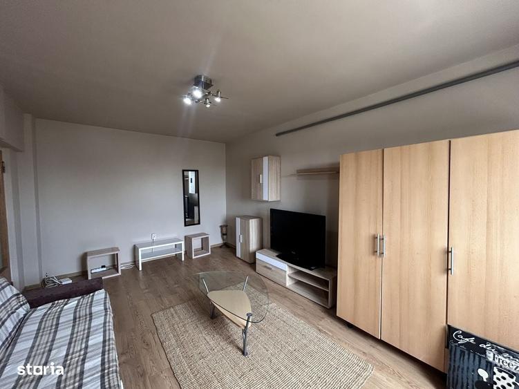Apartament cu 2 camere decomandat în Intim