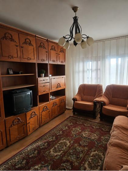 Apartament cu 2 camere decomandat, mobilat în Orizont