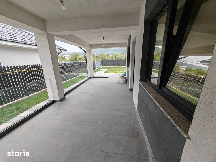 Casă cu 3 camere cu Teren 412 Mp în Hemeiuș
