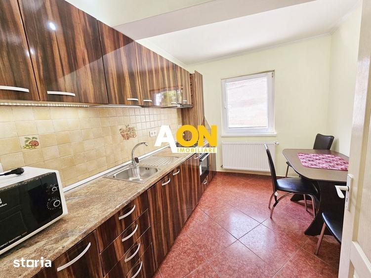 Casă cu 10 camere cu Teren 417 Mp în Central